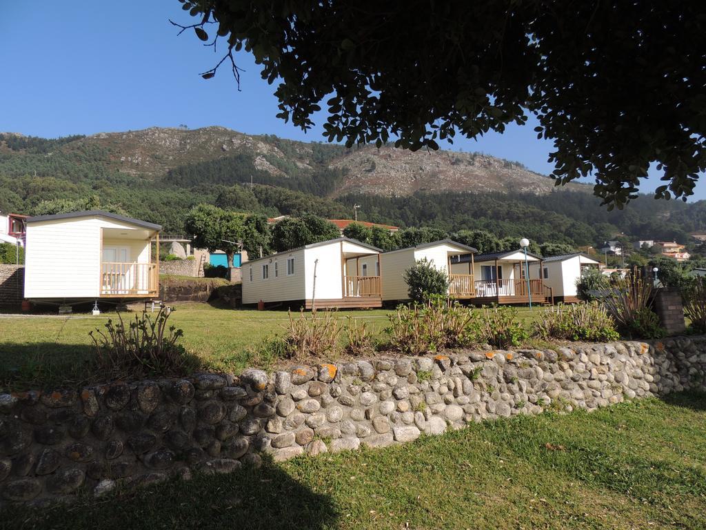Camping 1ª O Muino - Bungalow Park Oia Exterior photo